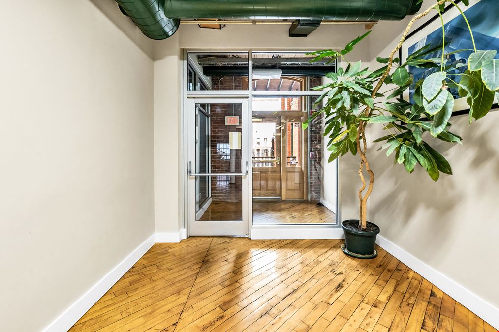 60 Island St