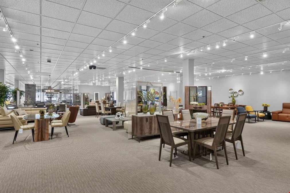 Flagship Creve Coeur Retail