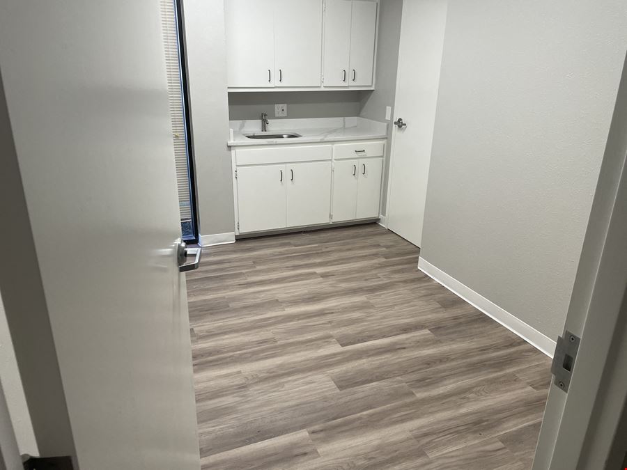 13301 N Meridian Ave, Suite 502