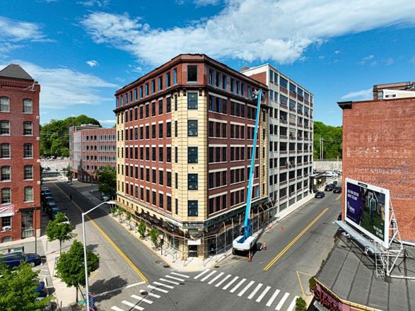 Preview of Mixed Use space for Rent at 86 Essex St