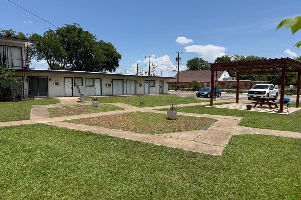 26-Unit, Value-Add Multifamily Building