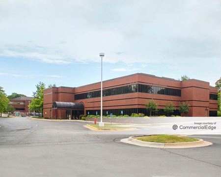 Preview of Office space for Rent at 5400 North Oak Trfy