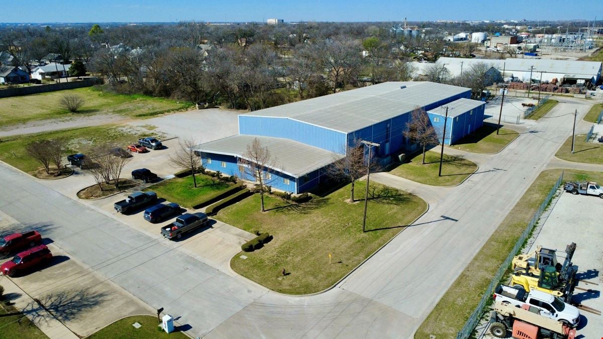NNN Leased Office & Industrial Complex