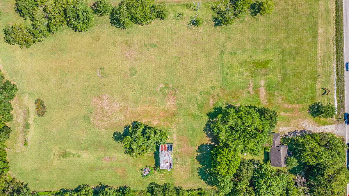 Prime Opportunity 4.276 Acres in Pearland, Texas