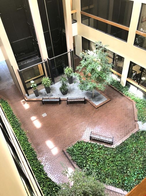 Woodland Gate Plaza I