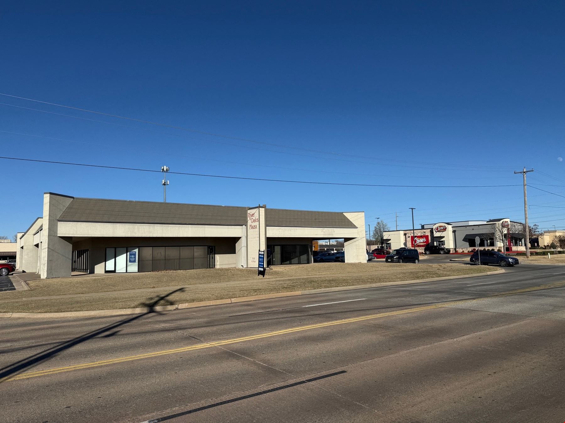 River Oaks Plaza Retail/Office