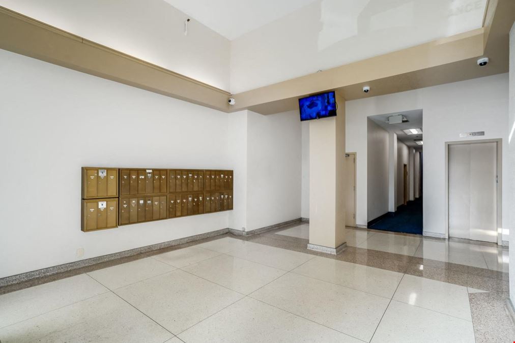 212 9th St