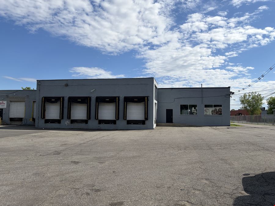 215 South Newman Street