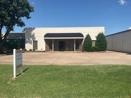 Preview of Industrial space for Rent at 2117 N Yellowood Ave