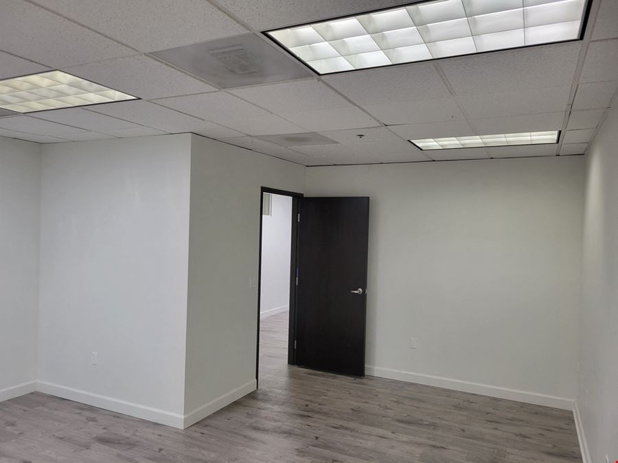 2626 Foothill Boulevard, Suite 208
