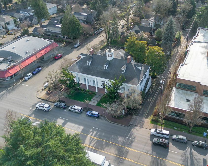600 A Avenue