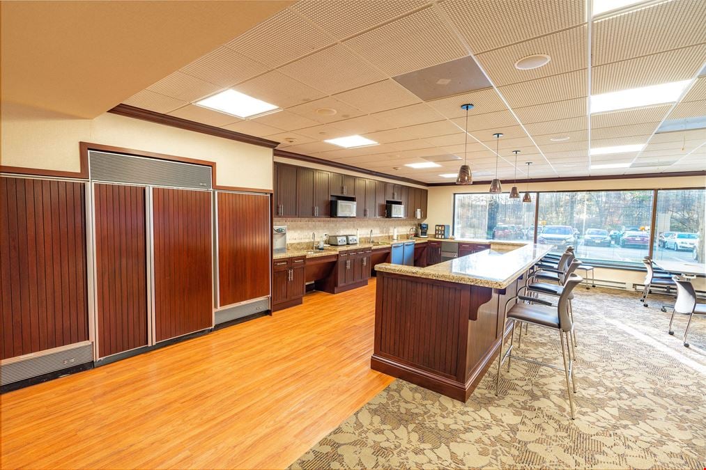 100 Southgate Office 