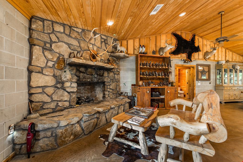 Private Hunting and Fishing Retreat