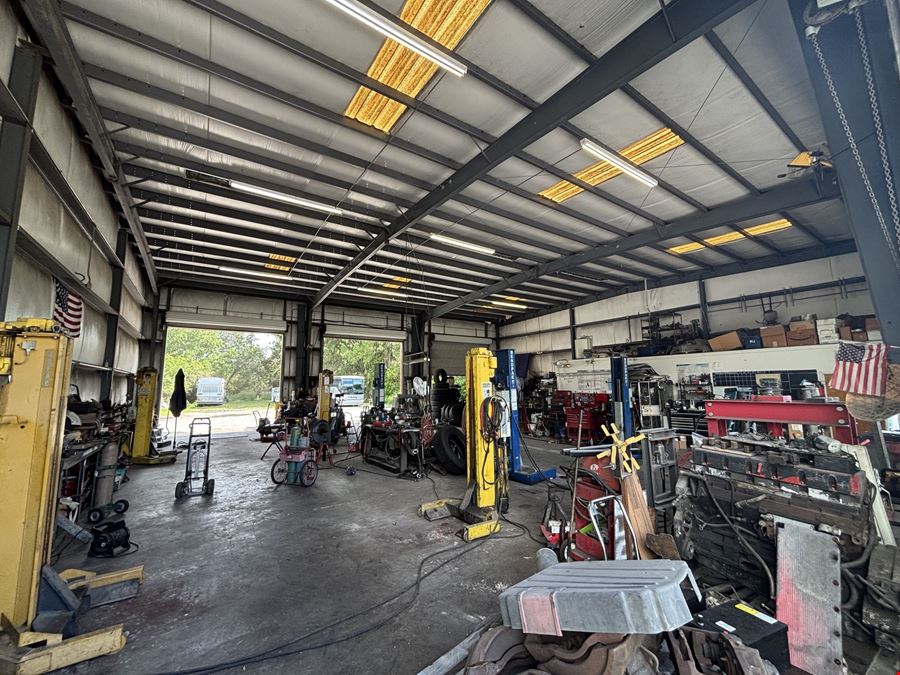 1216 E Story Rd