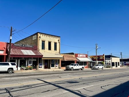 Preview of Retail space for Rent at 209 N Main St