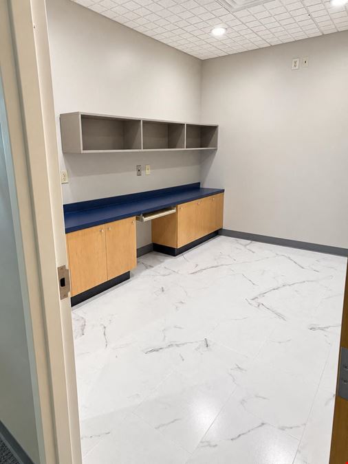 3965 W 106th Street | Suite 120