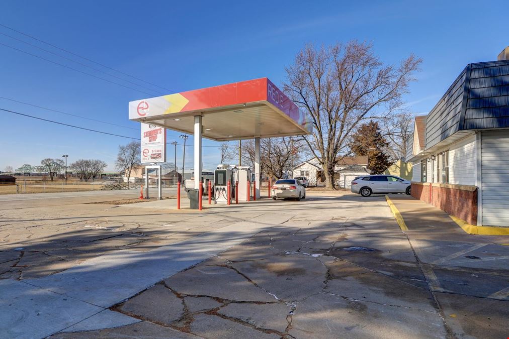 Retail in Fulton