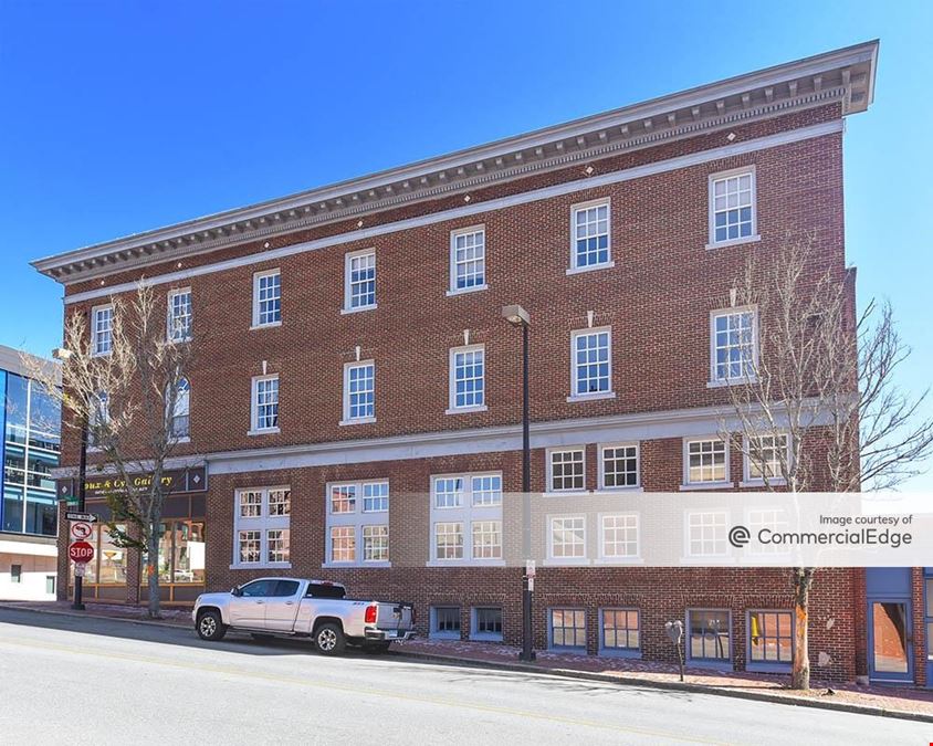 48 Free Street