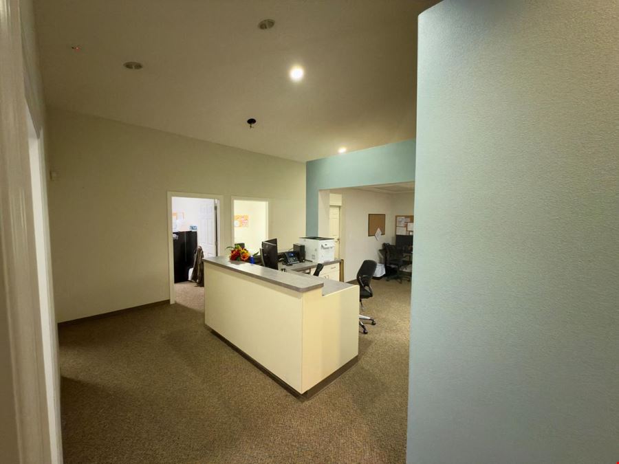 3,524 SF single-story Class B office building