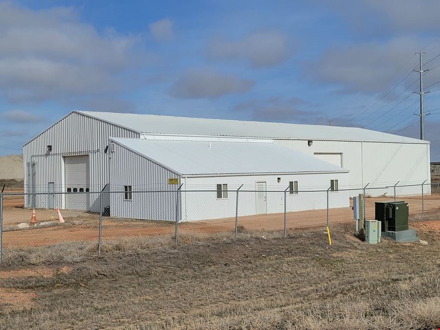 ±12,500 SF Shop(s) | Fenced and Stabilized ±5.53 Acre Yard