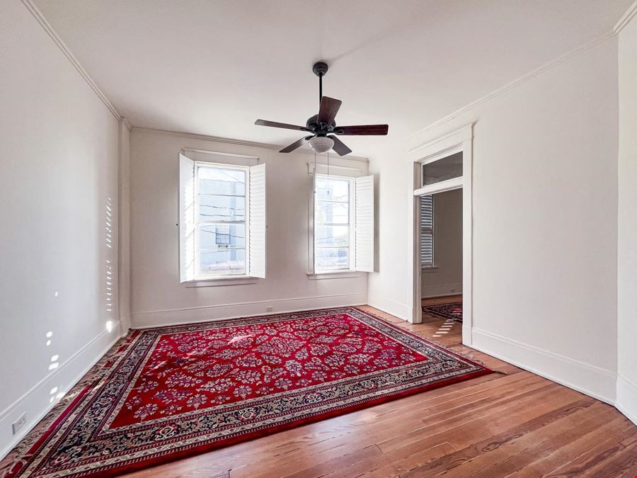 216 E Alamo Street