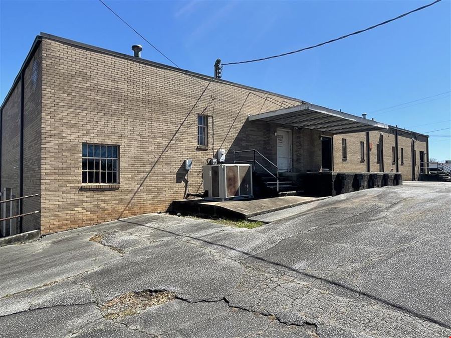 1001 N Main Street
