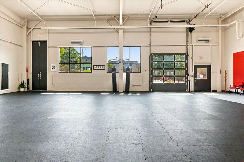 COMMERCIAL SPACE IN HISTORIC STAUNTON MIXED USE DEVELOPMENT