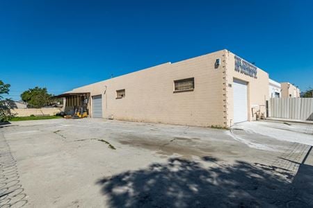 Preview of Industrial space for Sale at 11245 Vinedale Street
