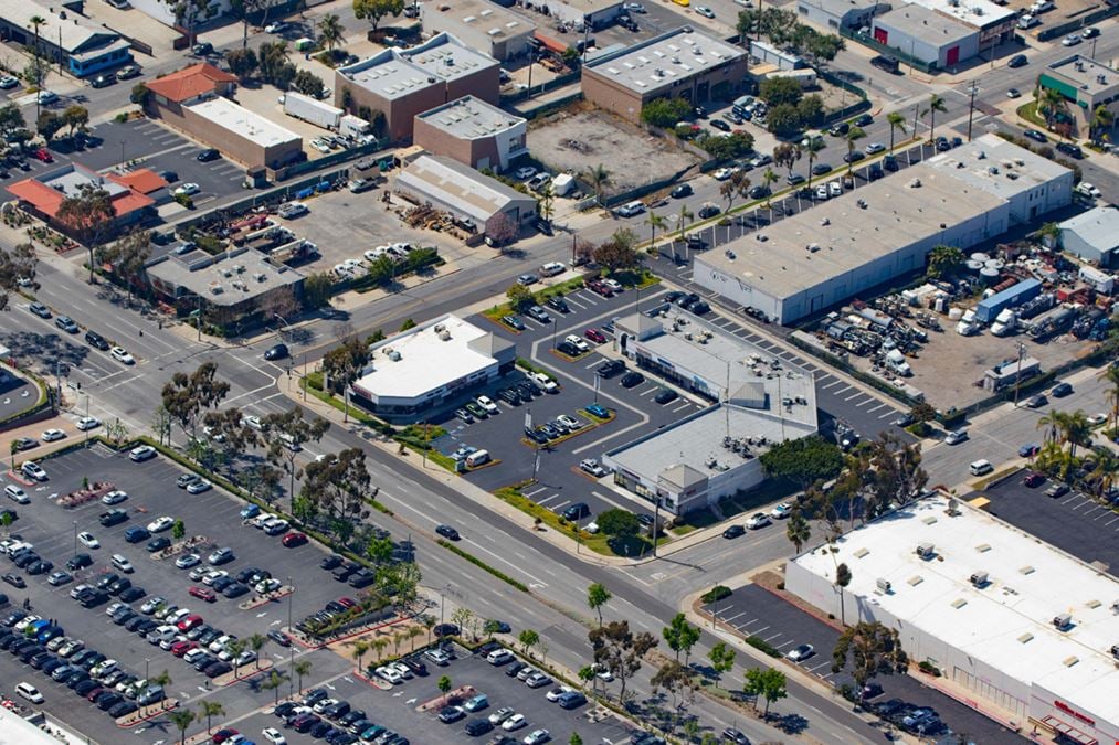 COSTCO ADJACENT RETAIL CENTER