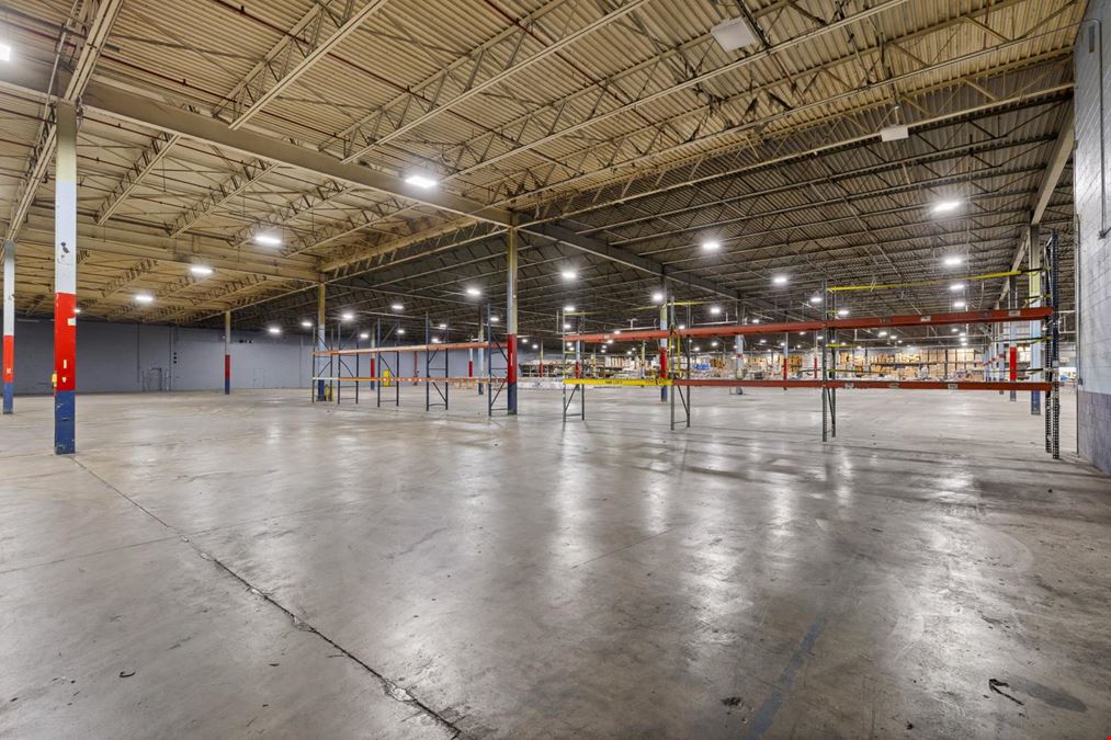 Large Warehouse Spaces Available Trenton GA