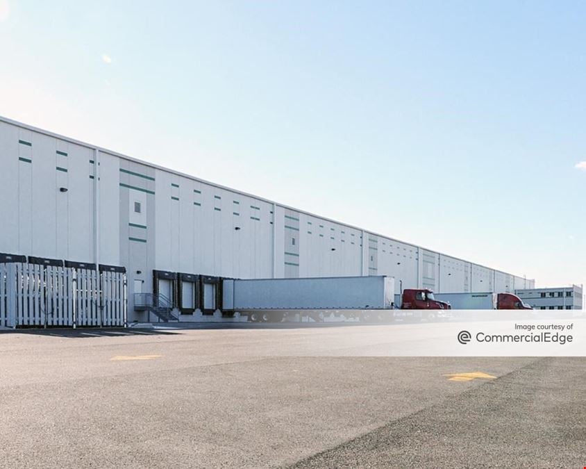 Middlesex Logistics Center