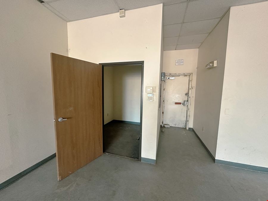15263 Hook Boulevard Unit CA 
