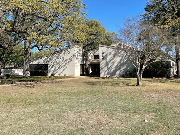 Preview of Office space for Rent at 1060 W. Pipeline Rd