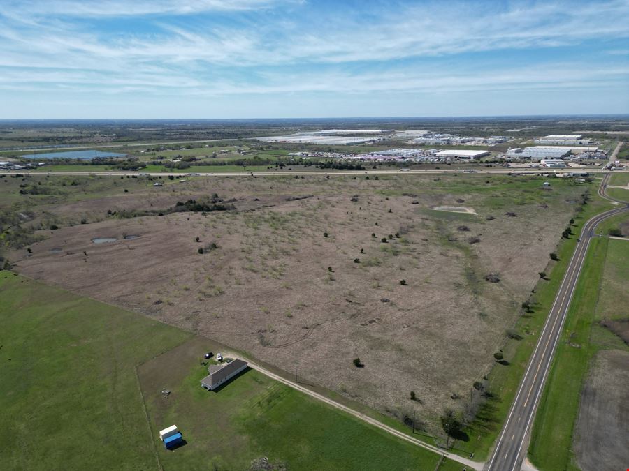 Ennis I-45 Property