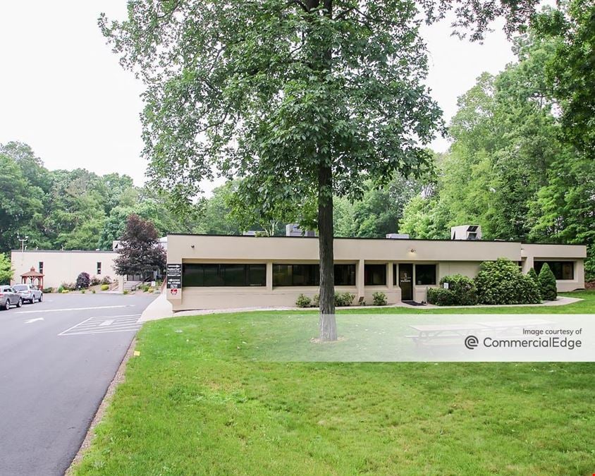 984 Southford Road