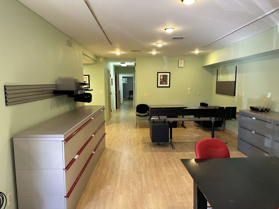 13 Mayflower Pl