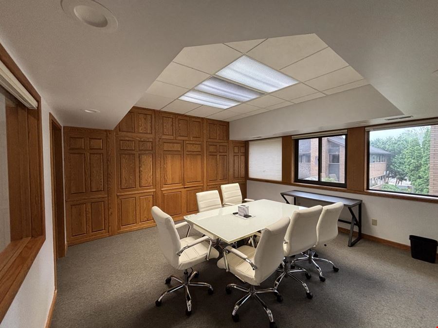 4131 Okemos Rd, Okemos Mi 