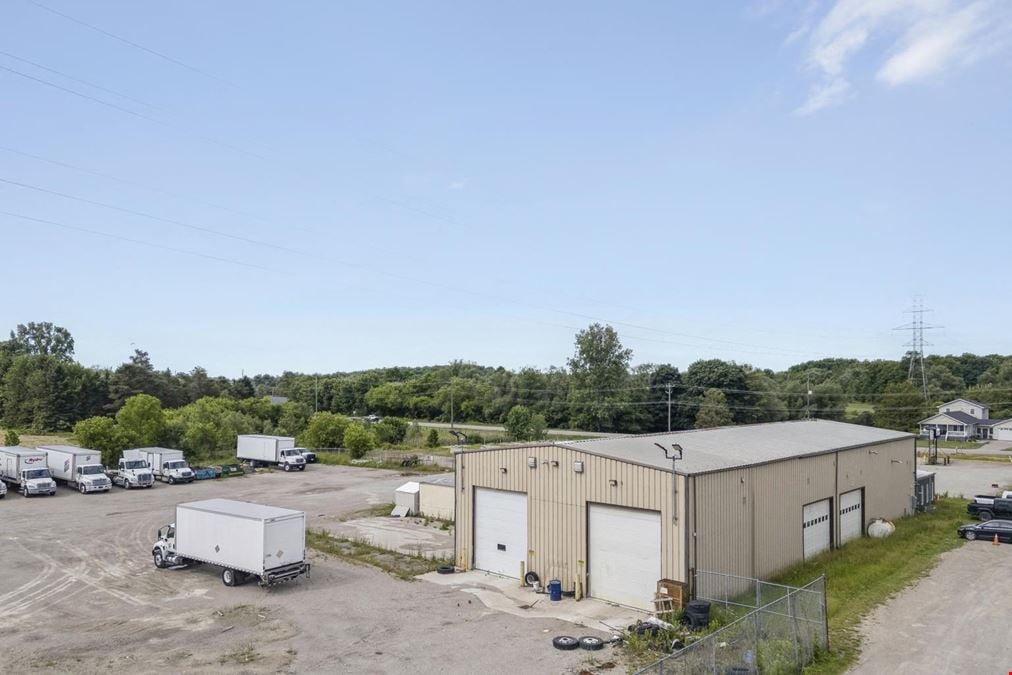 3378 Putnam Road, Putnam, ON