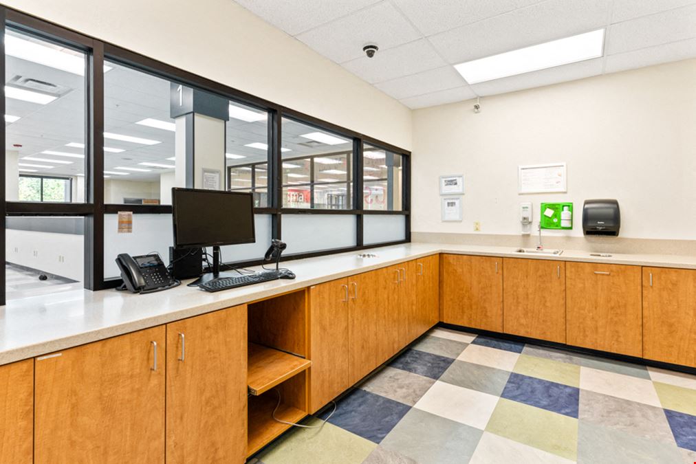Standalone Medical/Retail Building