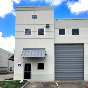 5750 N Sam Houston Pky E