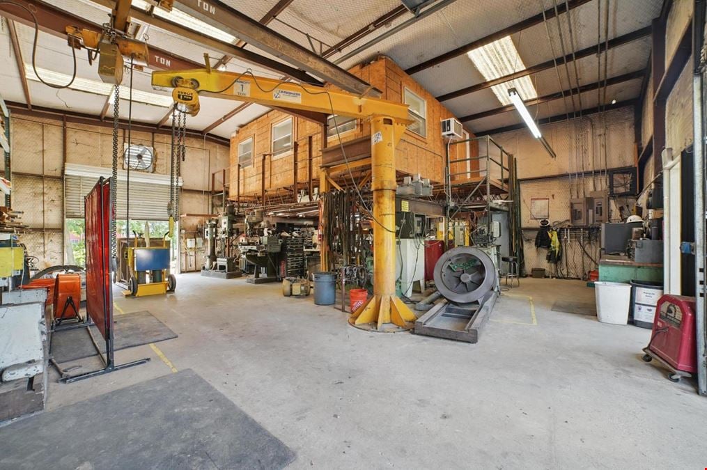 Office/Warehouse for Sale in Seagoville