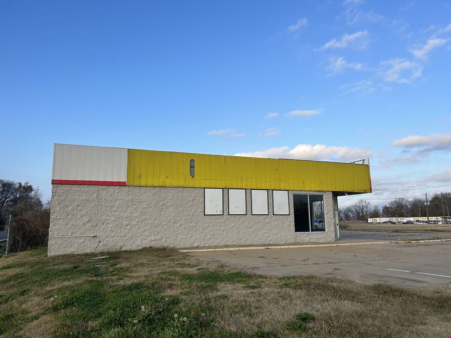 Former Advance Auto