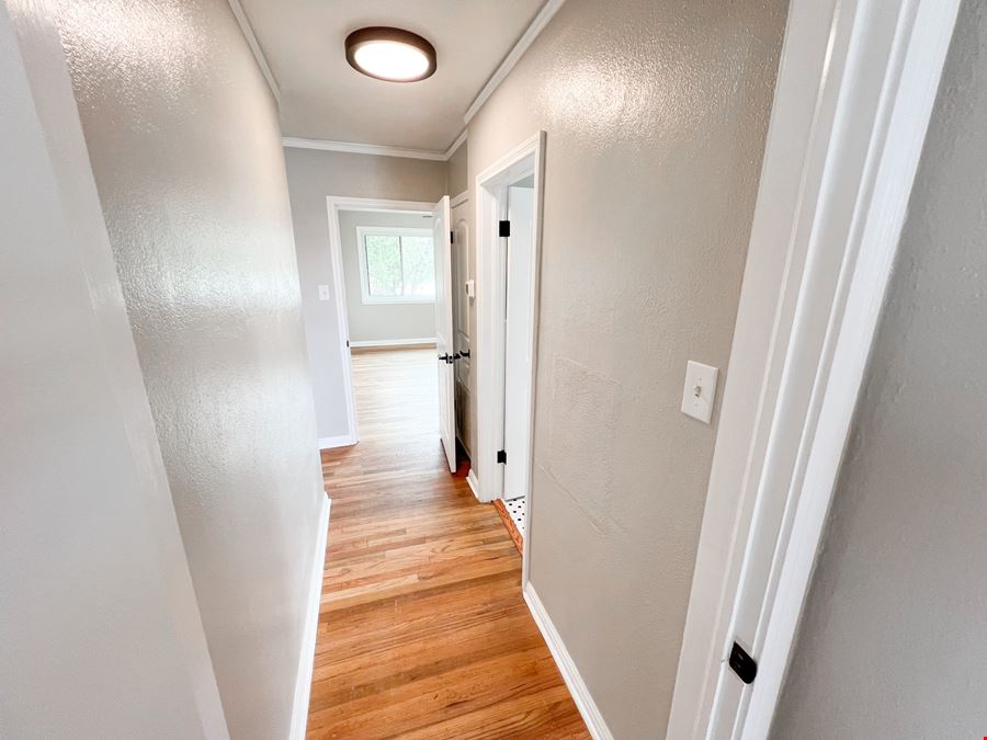 1306 W Wall St | Torre Vieja Downtown Executive Suites