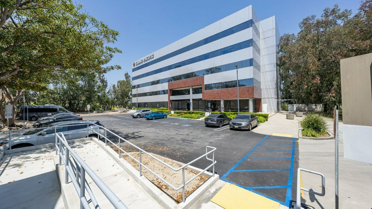 LOS ANGELES CORPORATE CENTER