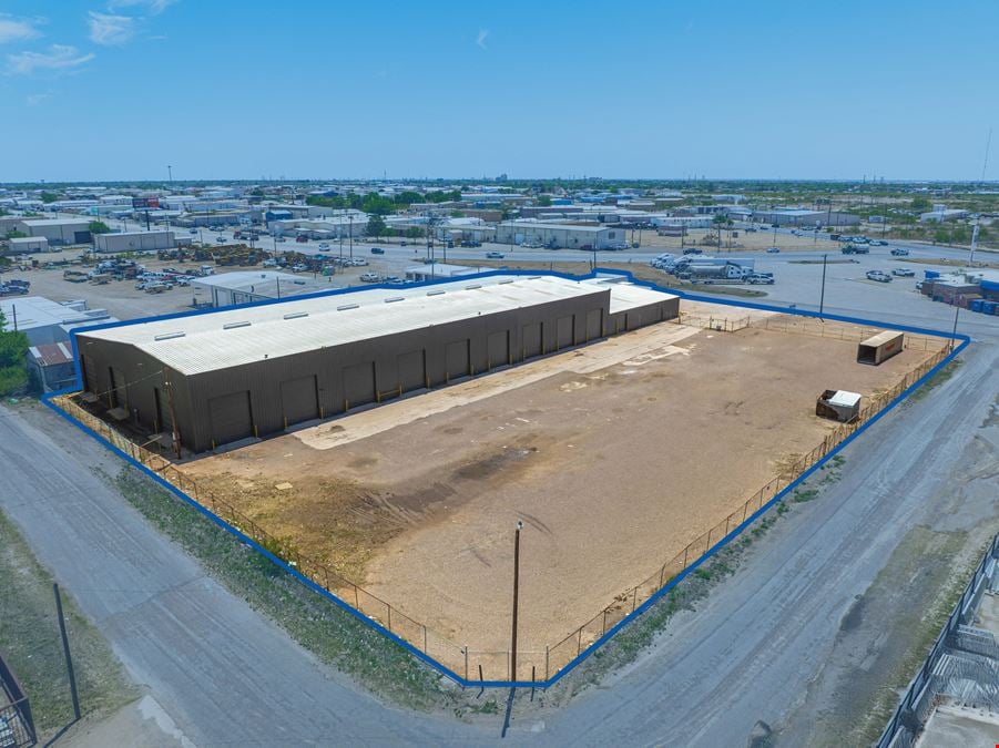 Amenity Heavy ±30,000 SF Industrial Office/Warehouse