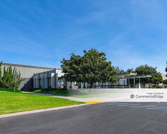 Preview of Industrial space for Rent at 900 East Stowell Road