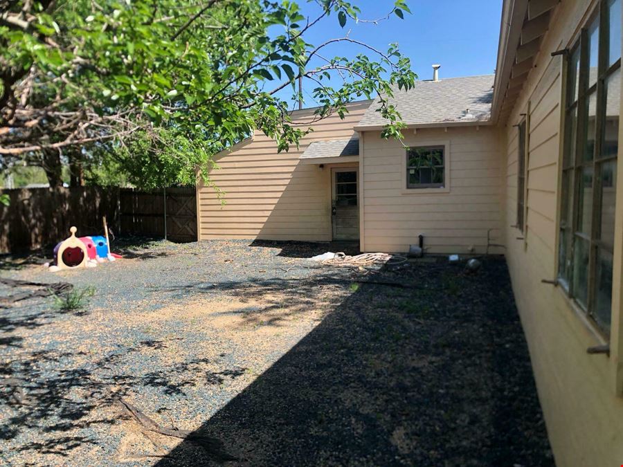 2nd Gen Dog Grooming Space For Sale/Lease