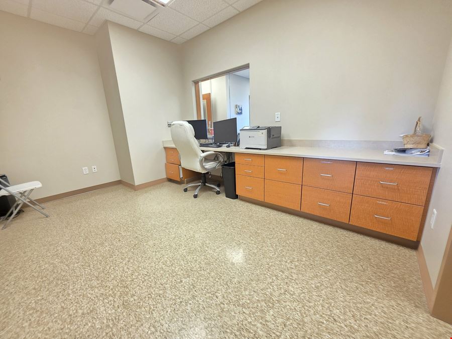 30 25th Ave S, St. Cloud - Medical & Professional Center