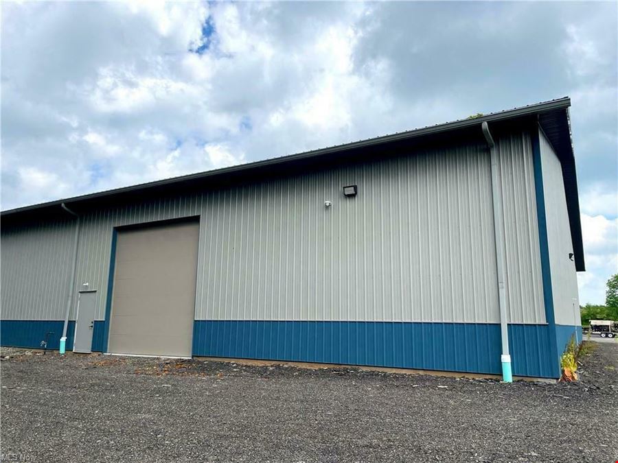 Light Industrial Building for Lease