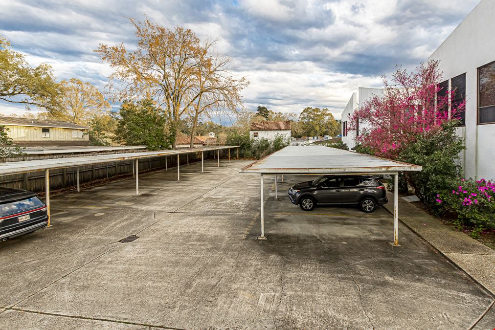 Affordable, High Parking Ratio Office on Jefferson near Government St.